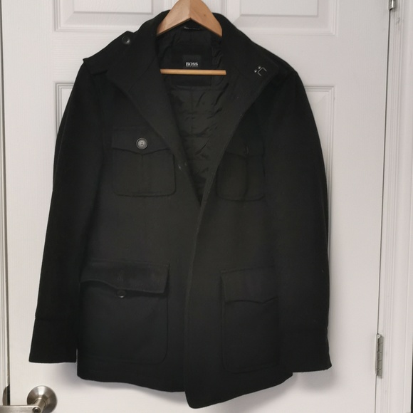 Man's Jacket - Picture 1 of 9